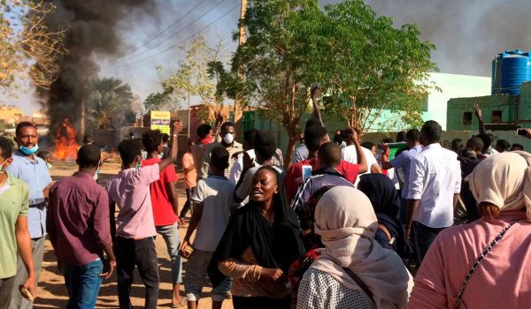 Sudan police fire tear gas as protesters press on with demos